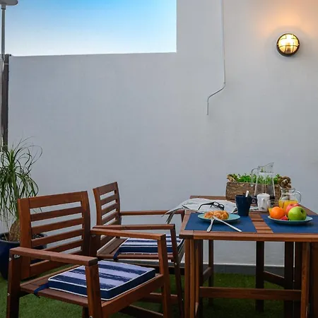 La Marinera House-Near The Beach, Fast Wifi, Air-Con On Main Bedroom And Sat Tv Playa Blanca  Exterior photo
