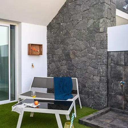 La Marinera House-Near The Beach, Fast Wifi, Air-Con On Main Bedroom And Sat Tv Playa Blanca  Exterior photo