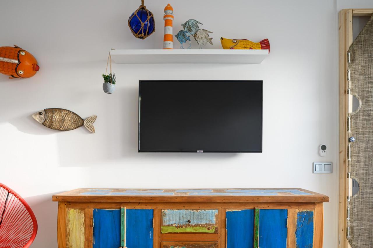 La Marinera House-near The Beach, Fast Wifi, Air-con On Main Bedroom And Sat Tv Ferienhaus *