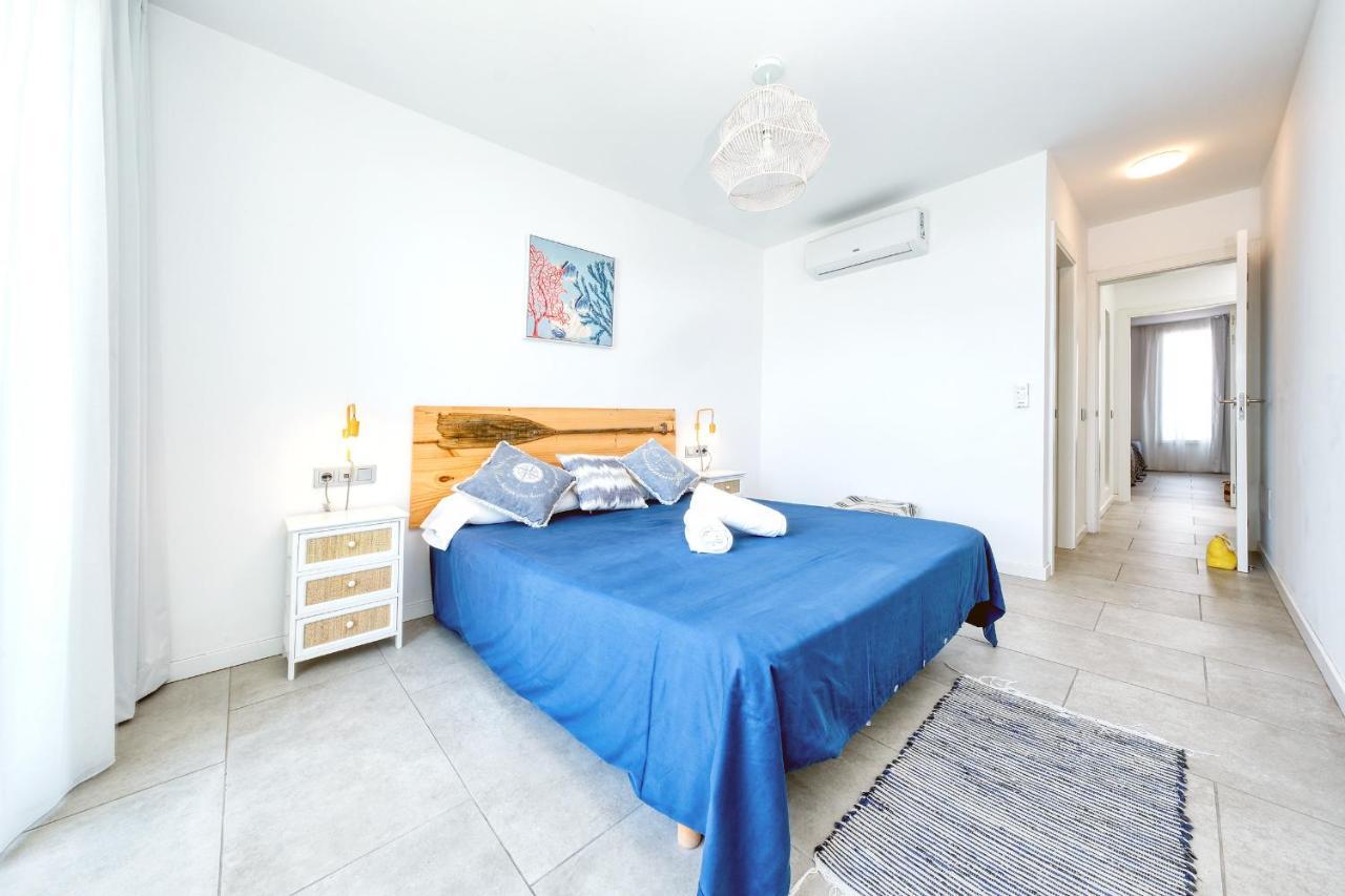La Marinera House-near The Beach, Fast Wifi, Air-con On Main Bedroom And Sat Tv Ferienhaus